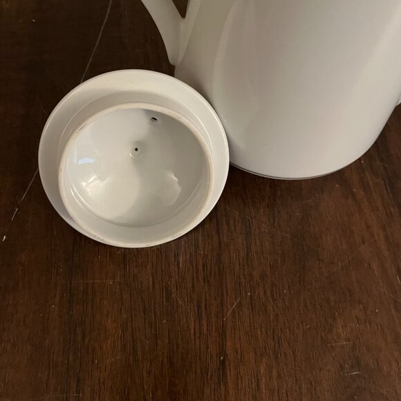 Crown Victoria - Carolyn - Coffee Pot & Lid - Picture 5 of 7